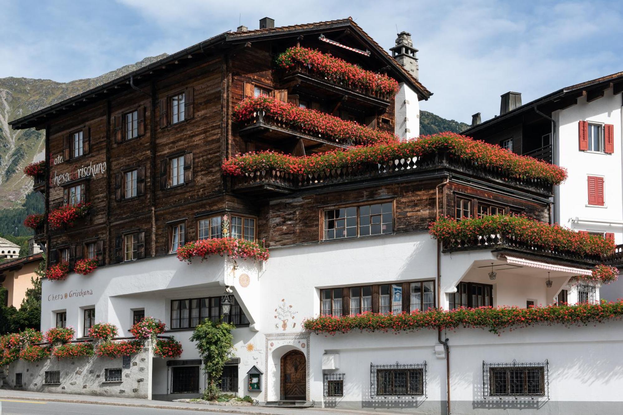 Hotel Chesa Grischuna Klosters Zewnętrze zdjęcie