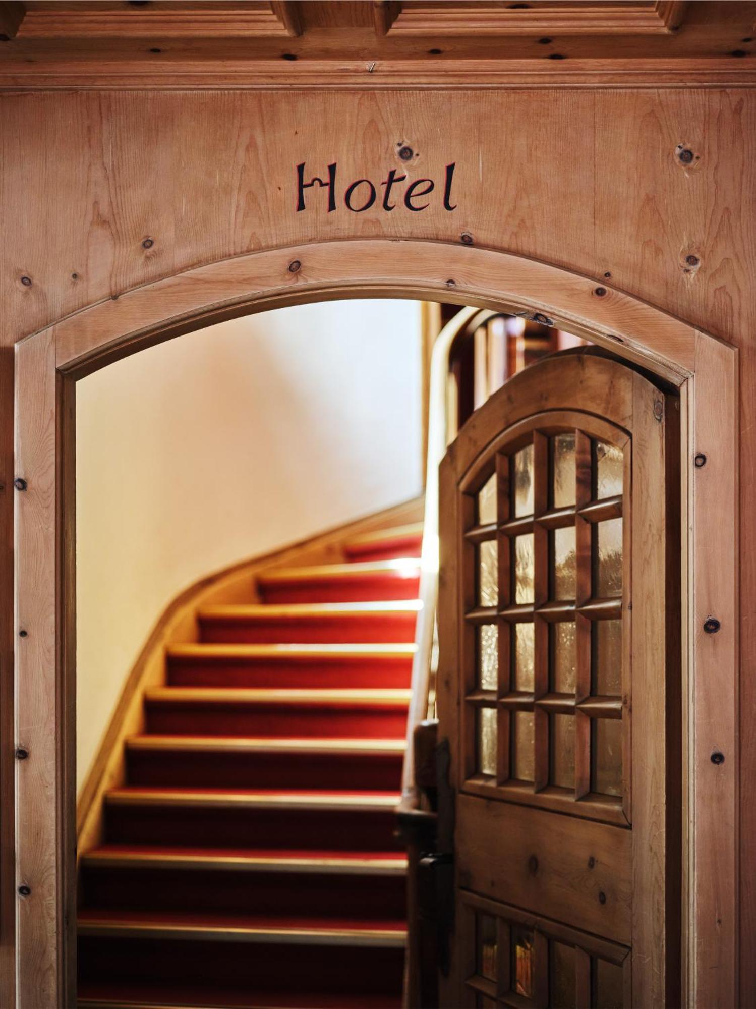 Hotel Chesa Grischuna Klosters Zewnętrze zdjęcie