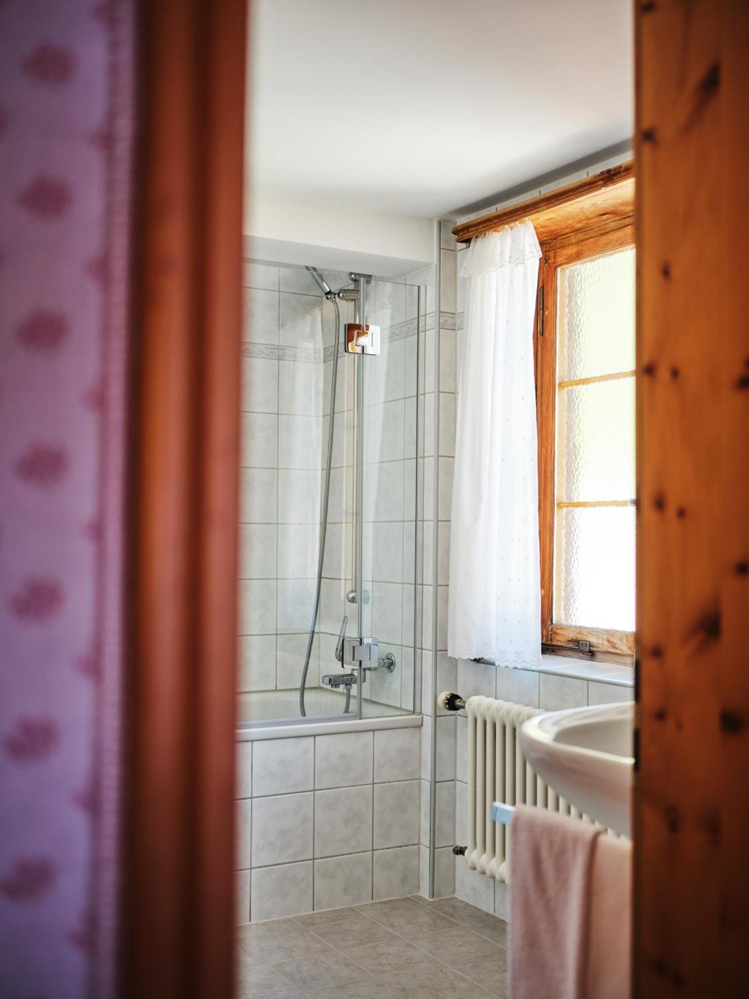 Hotel Chesa Grischuna Klosters Pokój zdjęcie